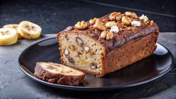 Banana Bread with Chocolate