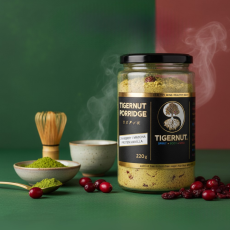 TIGERNUT Proteinbrei mit Matcha und Cranberries